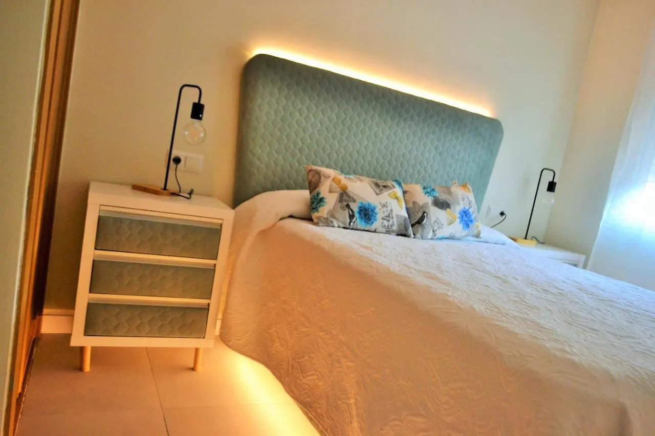 Centro Hospitales Garage Apartment Malaga