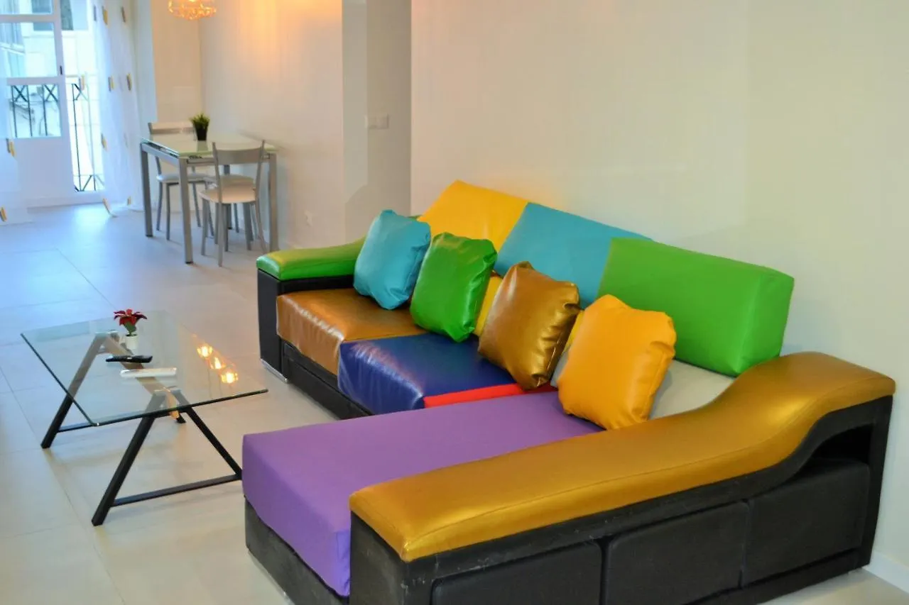 Centro Hospitales Garage Apartment Malaga